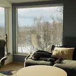 Modern, Spacious Апартаменты *