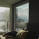 Апартаменты Modern, Spacious Lii