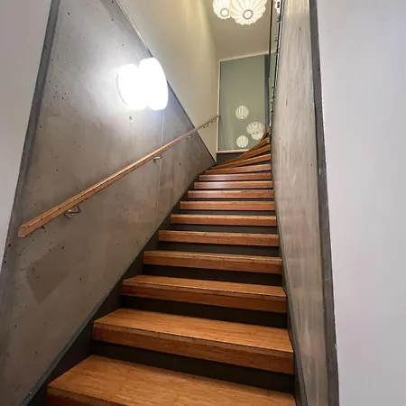 Апартаменты Modern, Spacious Lii