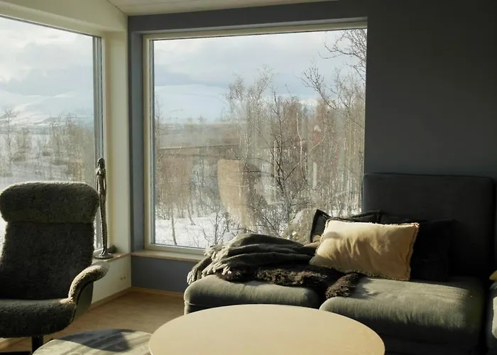 Modern, Spacious Apartamento *